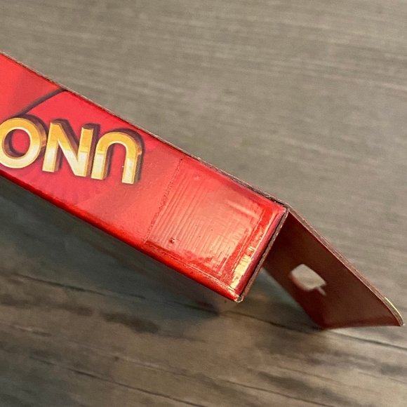 Uno Splash Card Game Waterproof Cards - Picture 4 of 8